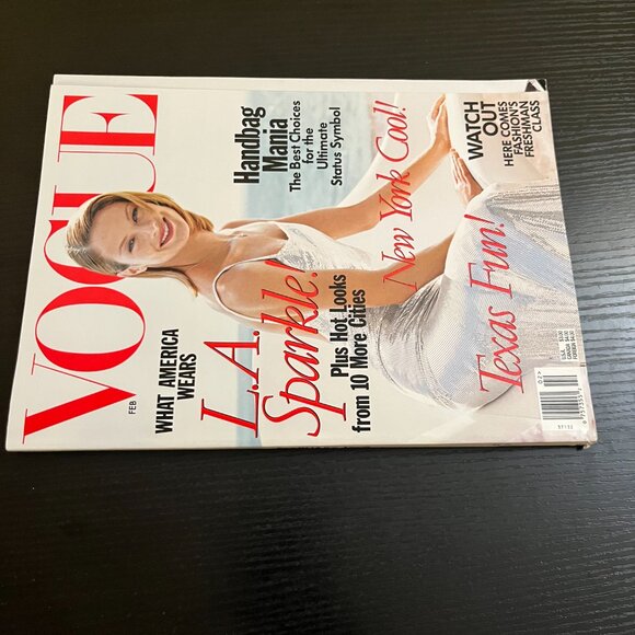 Vogue February 1998 Carolyn Murphy - Picture 2 of 4